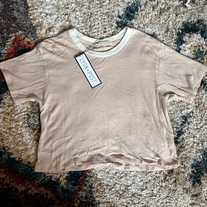 BNWT Joah Brown Cropped Tee